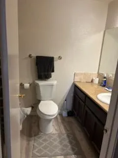 $370,000 | 1007 Acaciawood Court, Los Banos, CA 93635