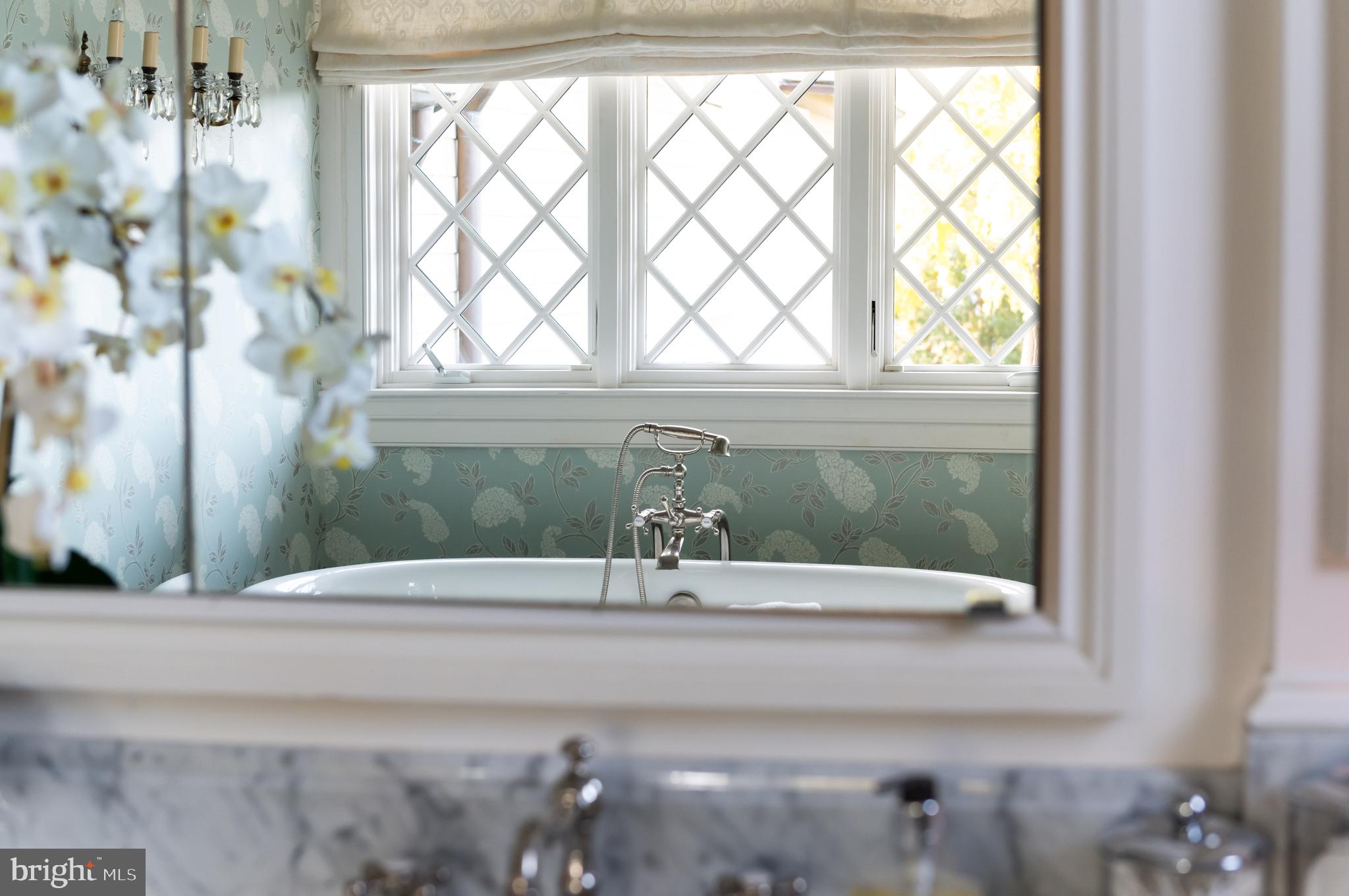 3031 Gates Road Northwest Washington, DC 20008 - Photo 31 of 50 a closeup of a window