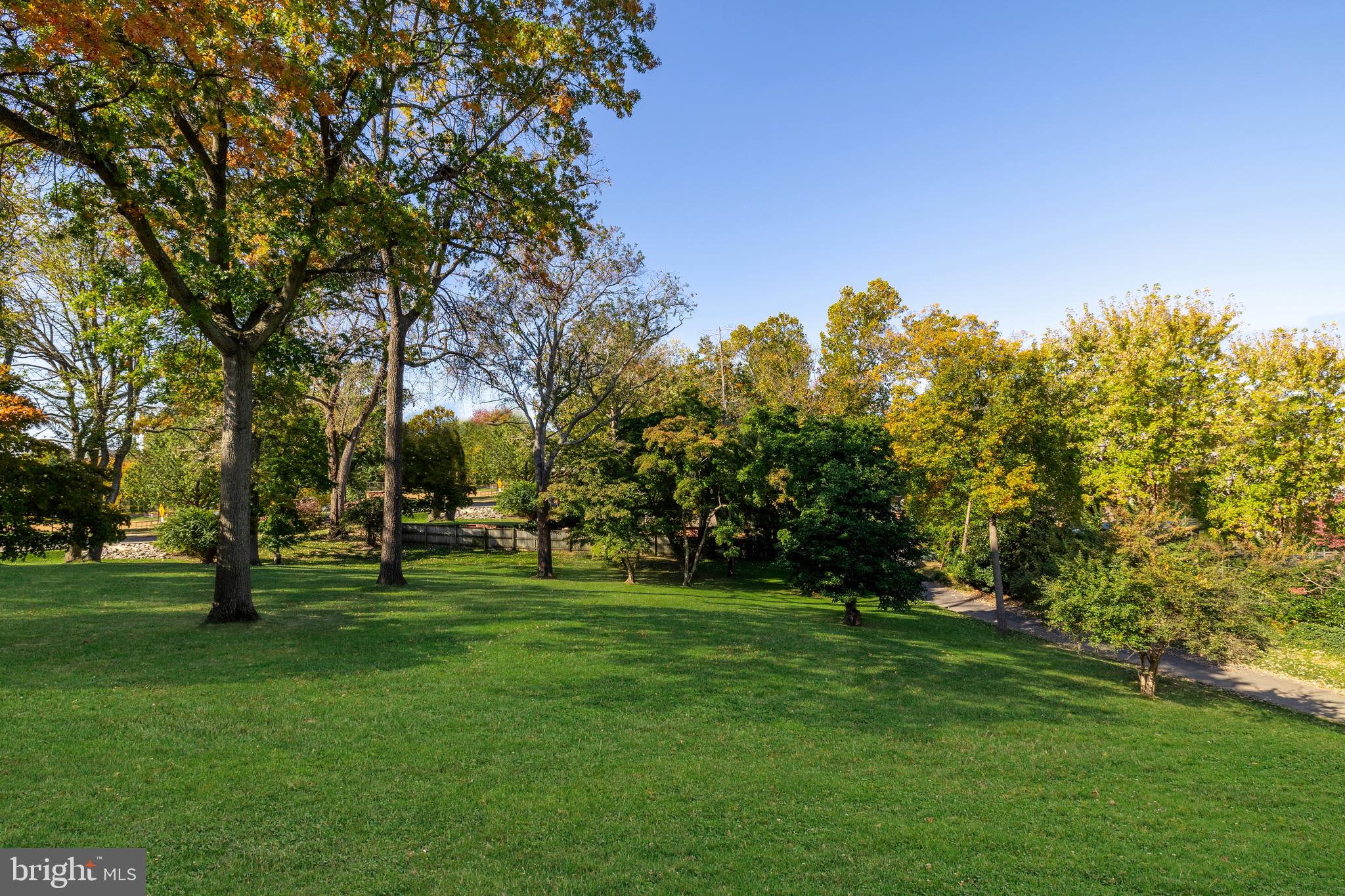 3031 Gates Road Northwest Washington, DC 20008 - Photo 46 of 50