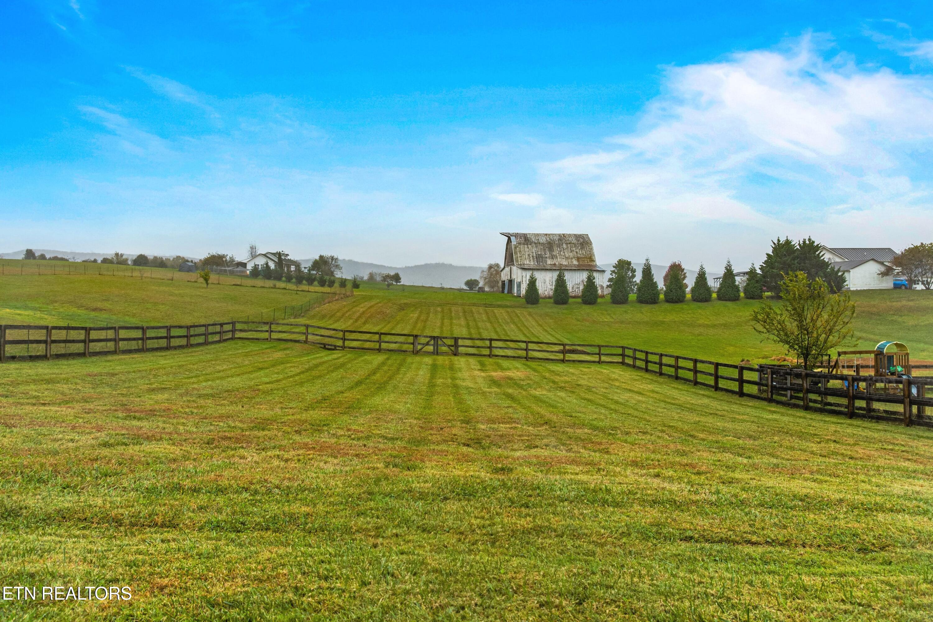 551 Kearney Road New Market, TN 37820 - Photo 10 of 41 041-551KearneyRoad-NewMarket-TN-37820-SM