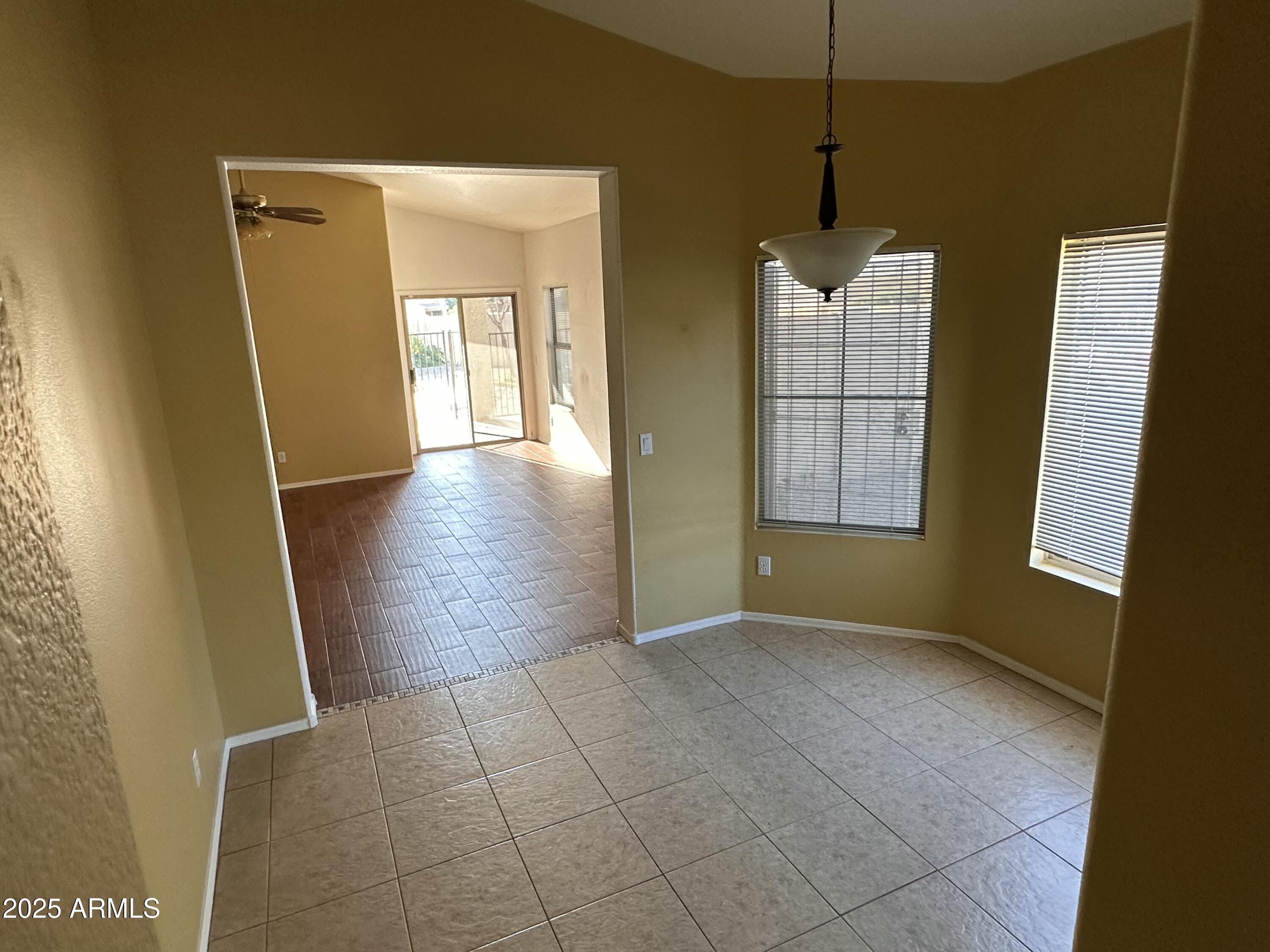 25412 North 40th Lane Phoenix, AZ 85083 - Photo 12 of 19 a view of livingroom with front door