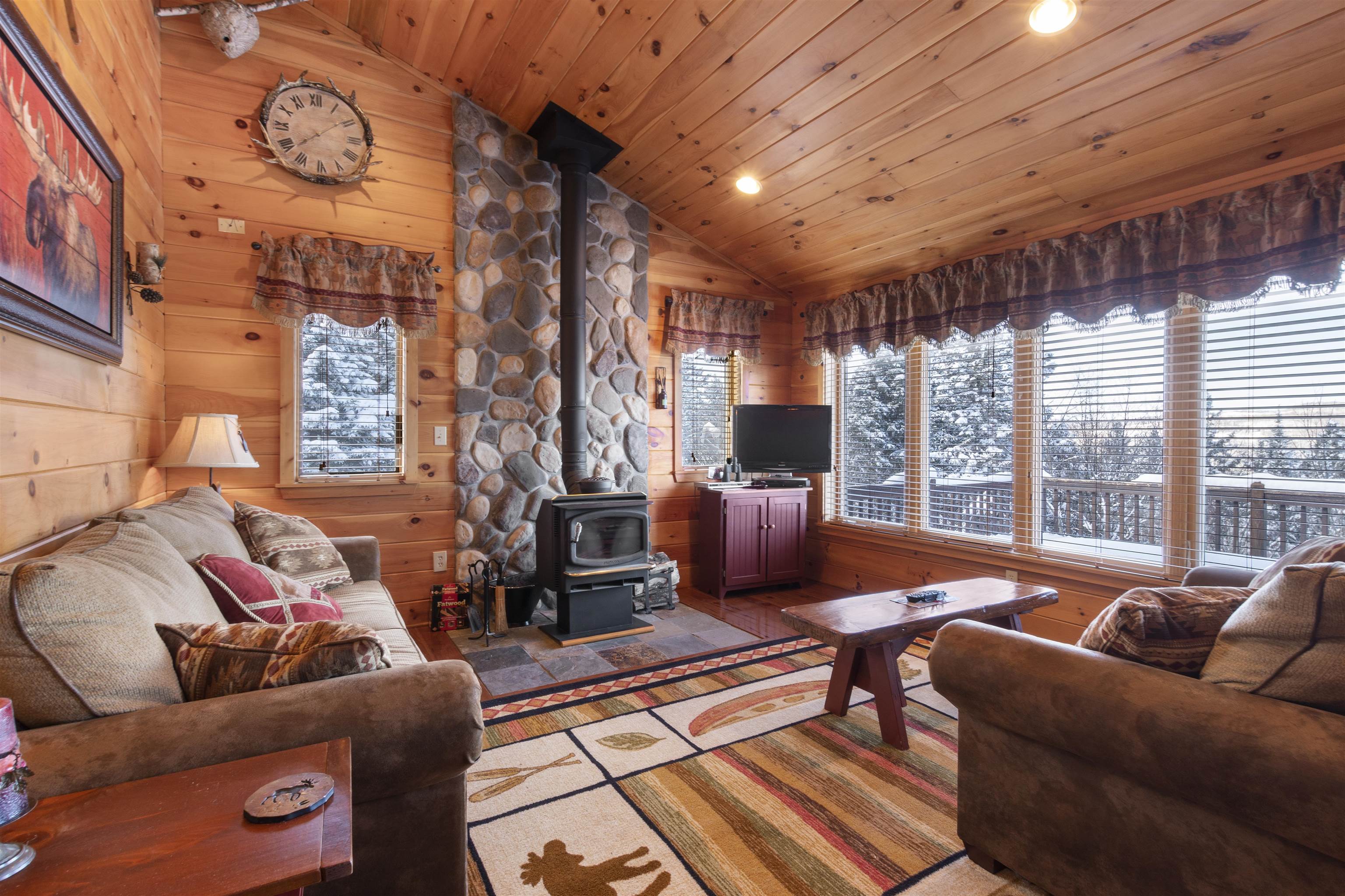 117 Daniel Beard Road Pittsburg, NH 03592 - Photo 17 of 39 Gallery Image 17