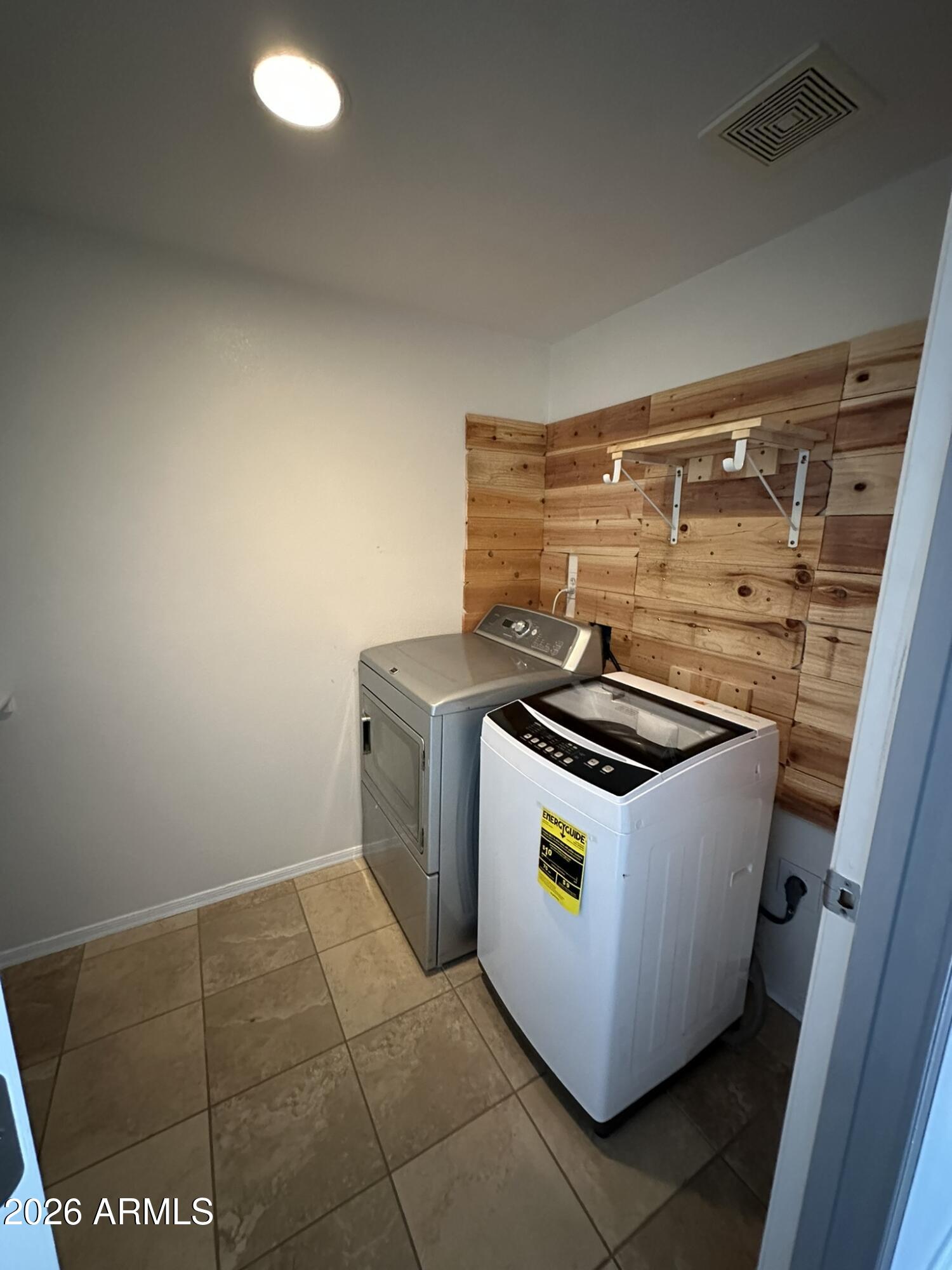 2134 East Broadway Road, Unit 1034 Tempe, AZ 85282 - Photo 8 of 17 IMG_7205