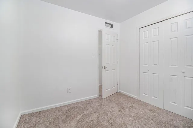 $179,800 | 2886 Appleridge Street, Ypsilanti, MI 48198