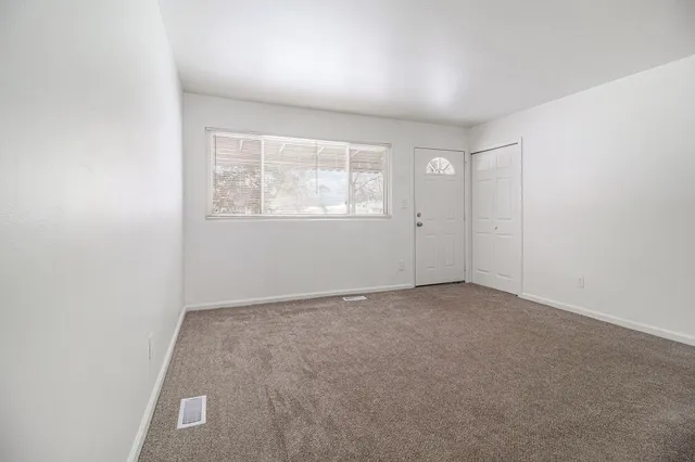 $179,800 | 2886 Appleridge Street, Ypsilanti, MI 48198