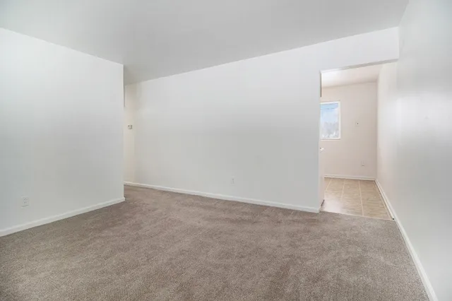 $179,800 | 2886 Appleridge Street, Ypsilanti, MI 48198