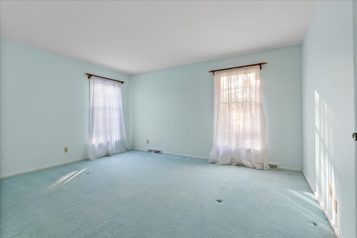 1107 Pine Ridge Court Normal, IL 61761 - Photo 32 of 50 an empty room with windows