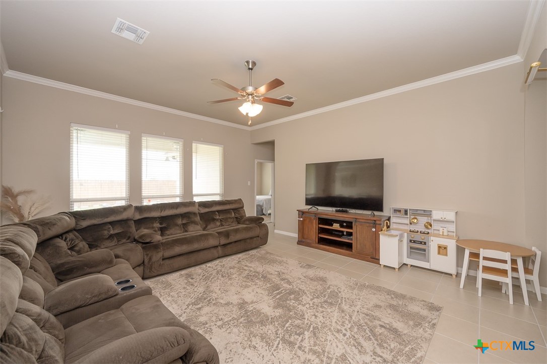 6148 Wheaton Loop Temple, TX 76502 - Photo 9 of 27