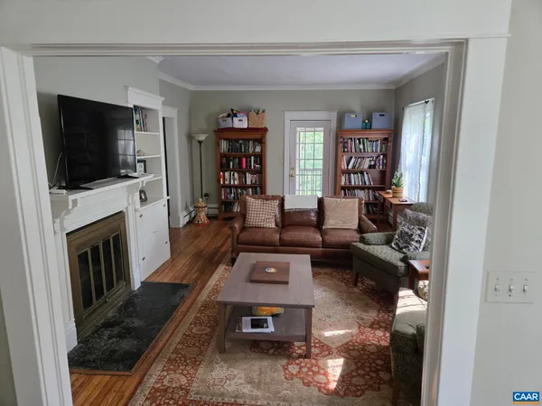 $3,200 | 954 Old Lynchburg Road, Unit A, Charlottesville, VA 22903