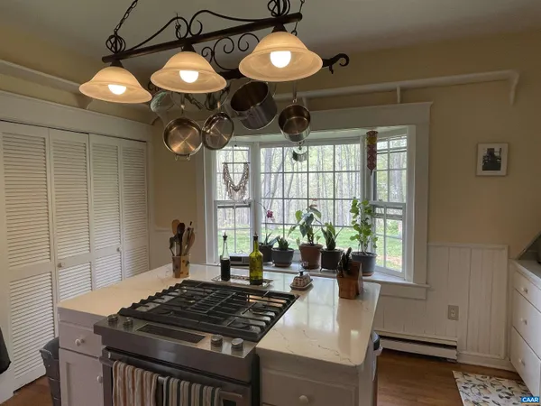 $3,200 | 954 Old Lynchburg Road, Unit A, Charlottesville, VA 22903