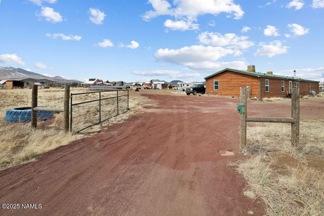 $595,000 | 8595 East Mercury Drive, Flagstaff, AZ 86004