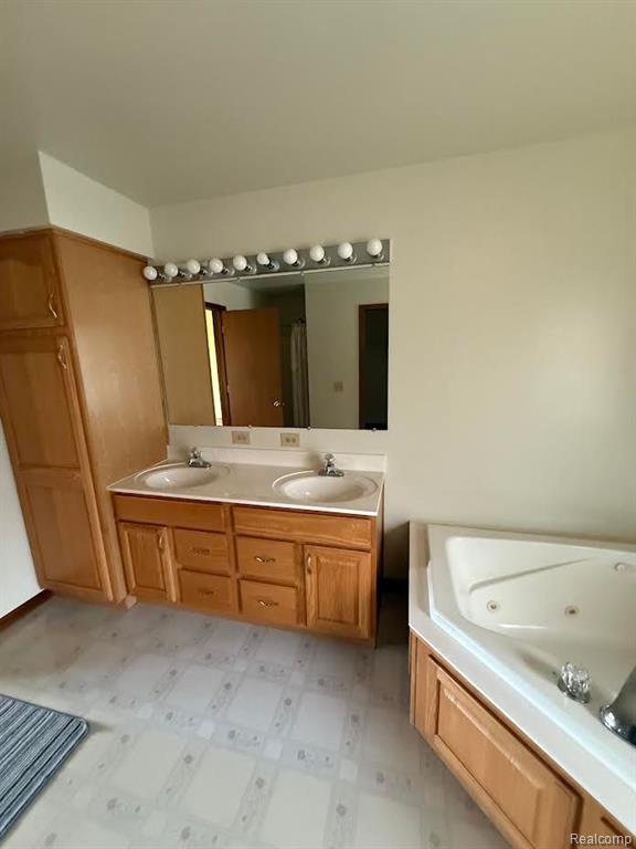 10691 County Line Road Milan, MI 48160 - Photo 26 of 28 Gallery Image 26