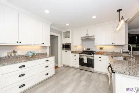 $250,000 | 32565 Willow Street, White Castle, LA 70788