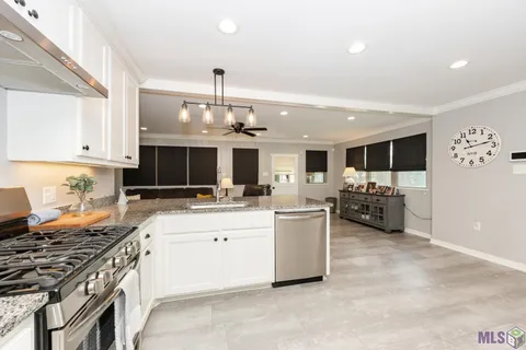 $250,000 | 32565 Willow Street, White Castle, LA 70788