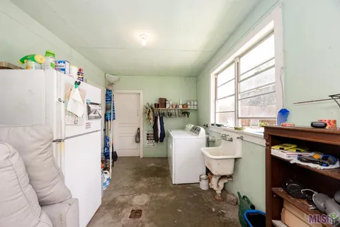 $250,000 | 32565 Willow Street, White Castle, LA 70788