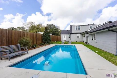 $250,000 | 32565 Willow Street, White Castle, LA 70788