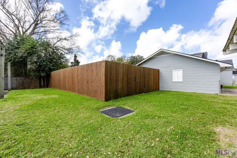 $250,000 | 32565 Willow Street, White Castle, LA 70788