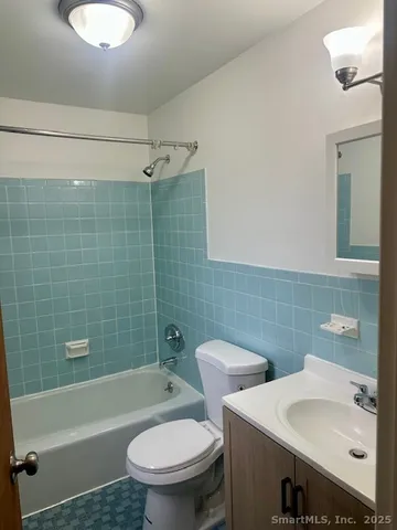 $1,450 | 47 Brewster Road, Unit C, Glastonbury, CT 06033