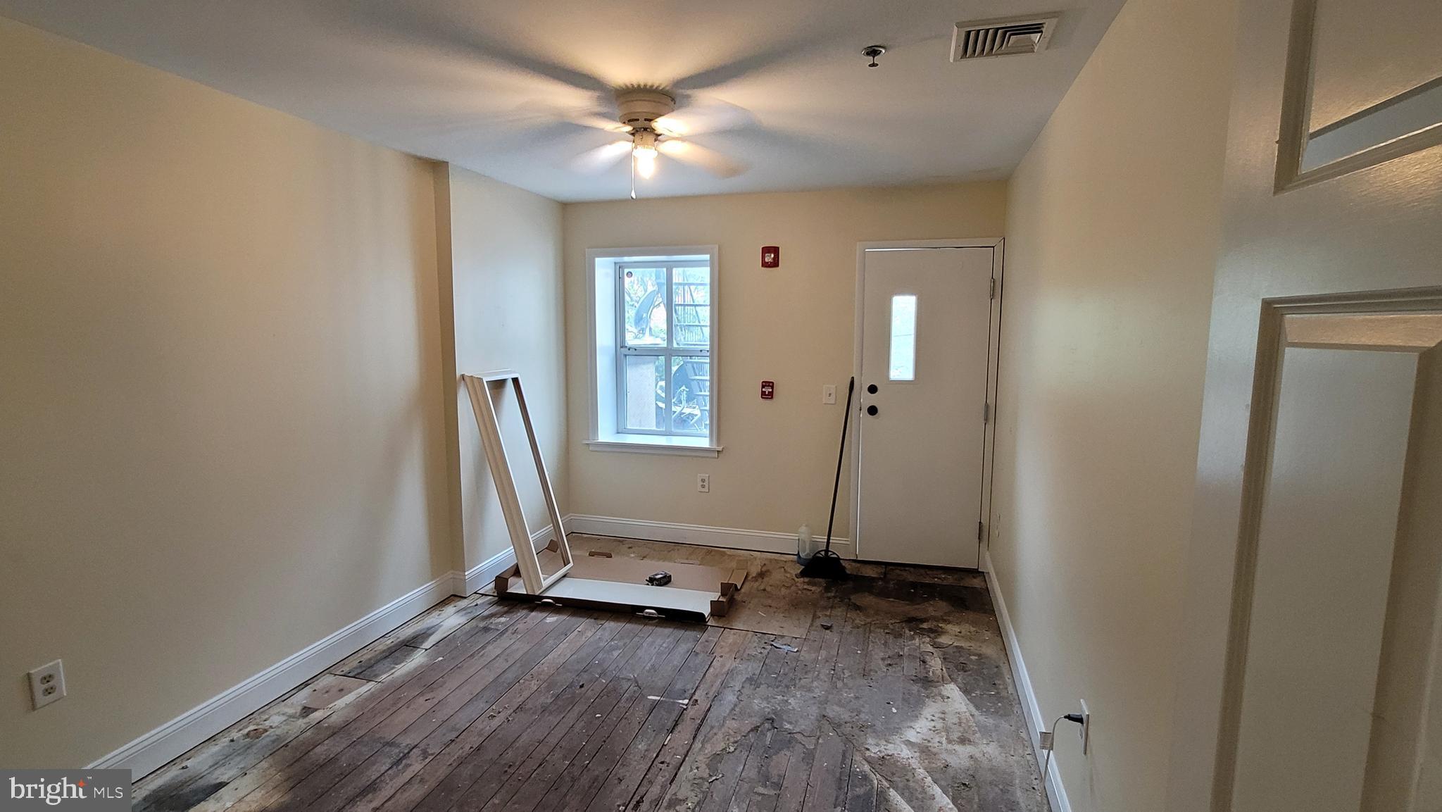 48 South 6th Street, Unit 2F Reading, PA 19602 - Photo 14 of 22 bedroom #2