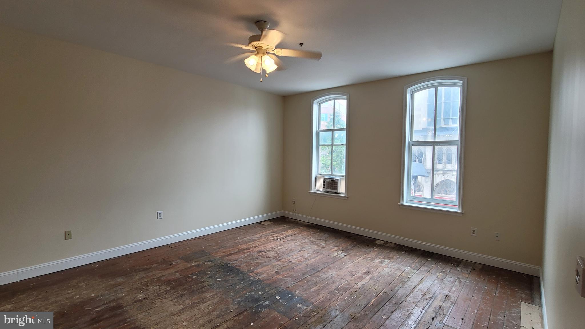 48 South 6th Street, Unit 2F Reading, PA 19602 - Photo 21 of 22 bedroom #1