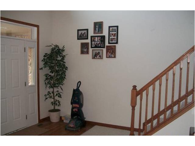102 Ridgeview Court Union, OH 45322 - Photo 2 of 10
