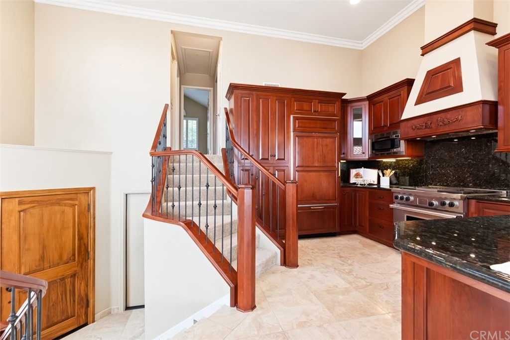 17 St Francis Court Dana Point, CA 92629 - Photo 31 of 66 a view of kitchen and utility room