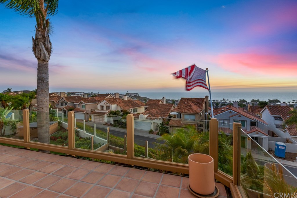17 St Francis Court Dana Point, CA 92629 - Photo 46 of 66 a view of a city from a terrace