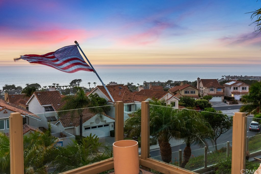17 St Francis Court Dana Point, CA 92629 - Photo 9 of 66 a view of a city