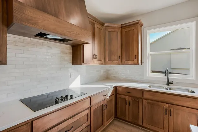 $619,214 | 23659 West 125th Terrace, Olathe, KS 66061