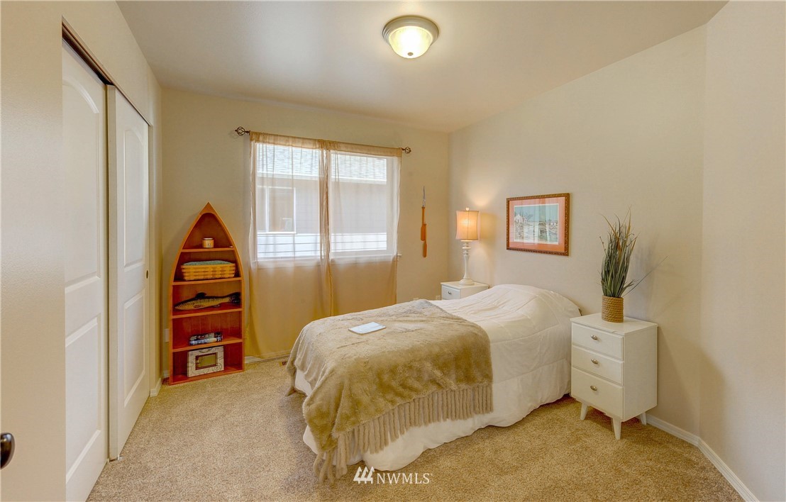 19430 25th Drive Southeast, Unit 9 Bothell, WA 98012 - Photo 16 of 23 Gallery Image 16