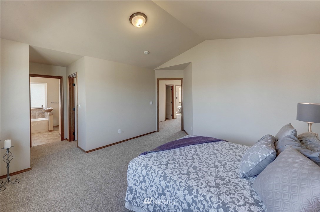 19430 25th Drive Southeast, Unit 9 Bothell, WA 98012 - Photo 20 of 23 Gallery Image 20