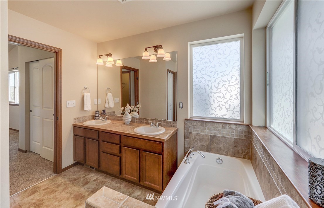 19430 25th Drive Southeast, Unit 9 Bothell, WA 98012 - Photo 23 of 23 Gallery Image 23