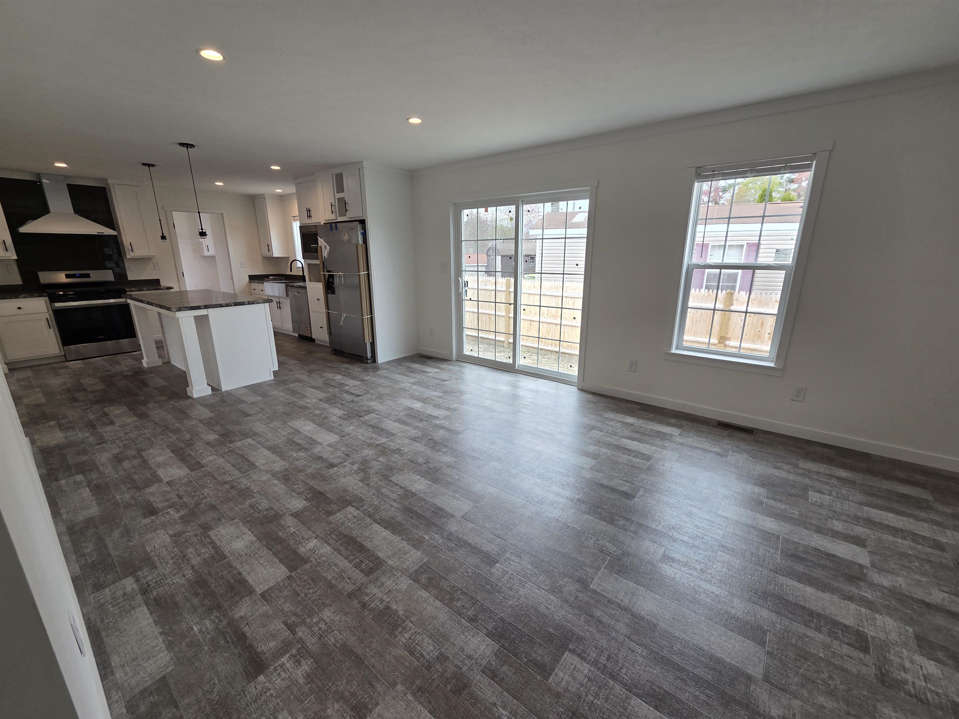 4 Gallo Way Merrimack, NH 03054 - Photo 14 of 19