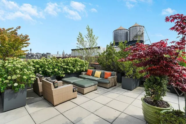 $1,435,000 | 140 West 22nd Street, Unit 4C | Chelsea