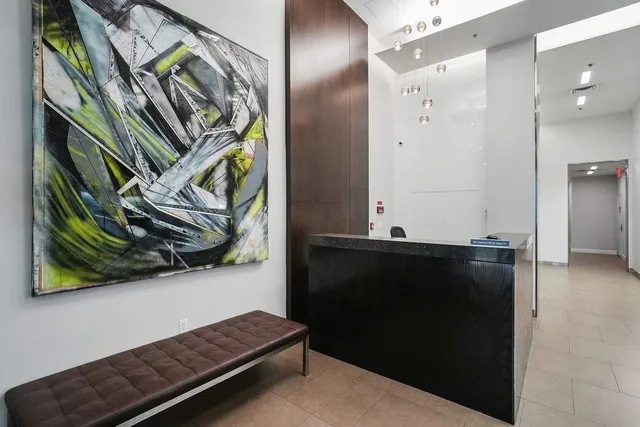 $1,435,000 | 140 West 22nd Street, Unit 4C | Chelsea
