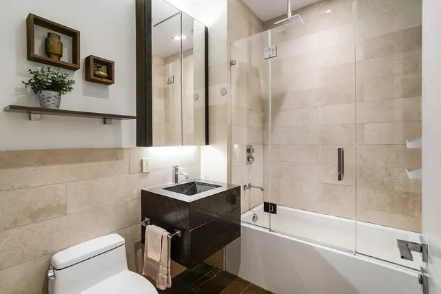 $1,435,000 | 140 West 22nd Street, Unit 4C | Chelsea