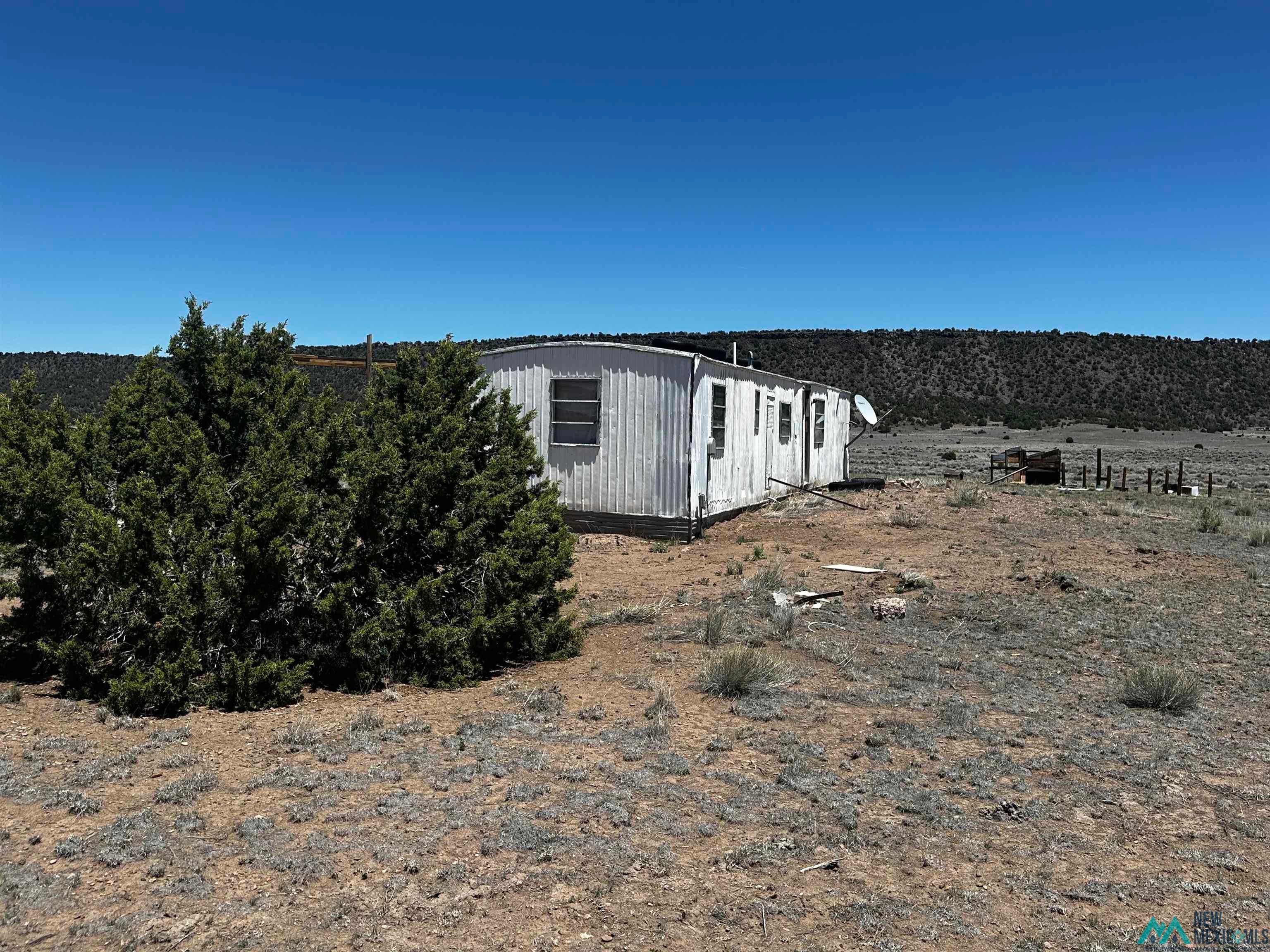 37 Airport Road Quemado, NM 87829 - Photo 5 of 6