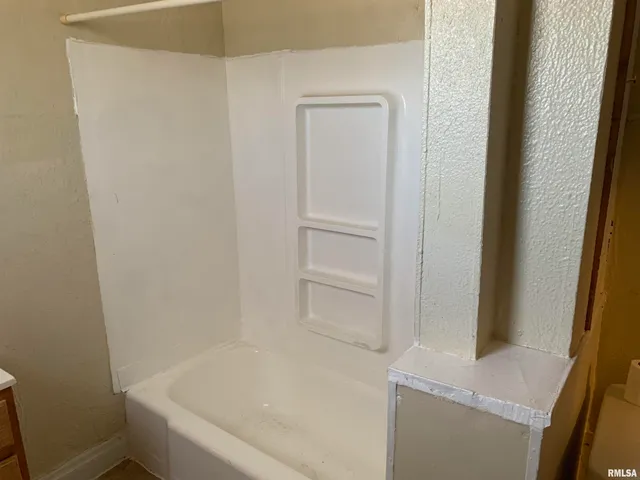 $28,000 | 2027 West Malone Street, Peoria, IL 61605