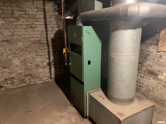 $28,000 | 2027 West Malone Street, Peoria, IL 61605