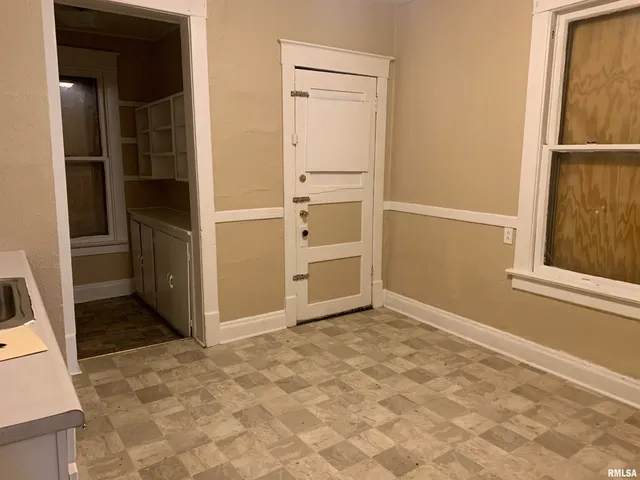 $28,000 | 2027 West Malone Street, Peoria, IL 61605