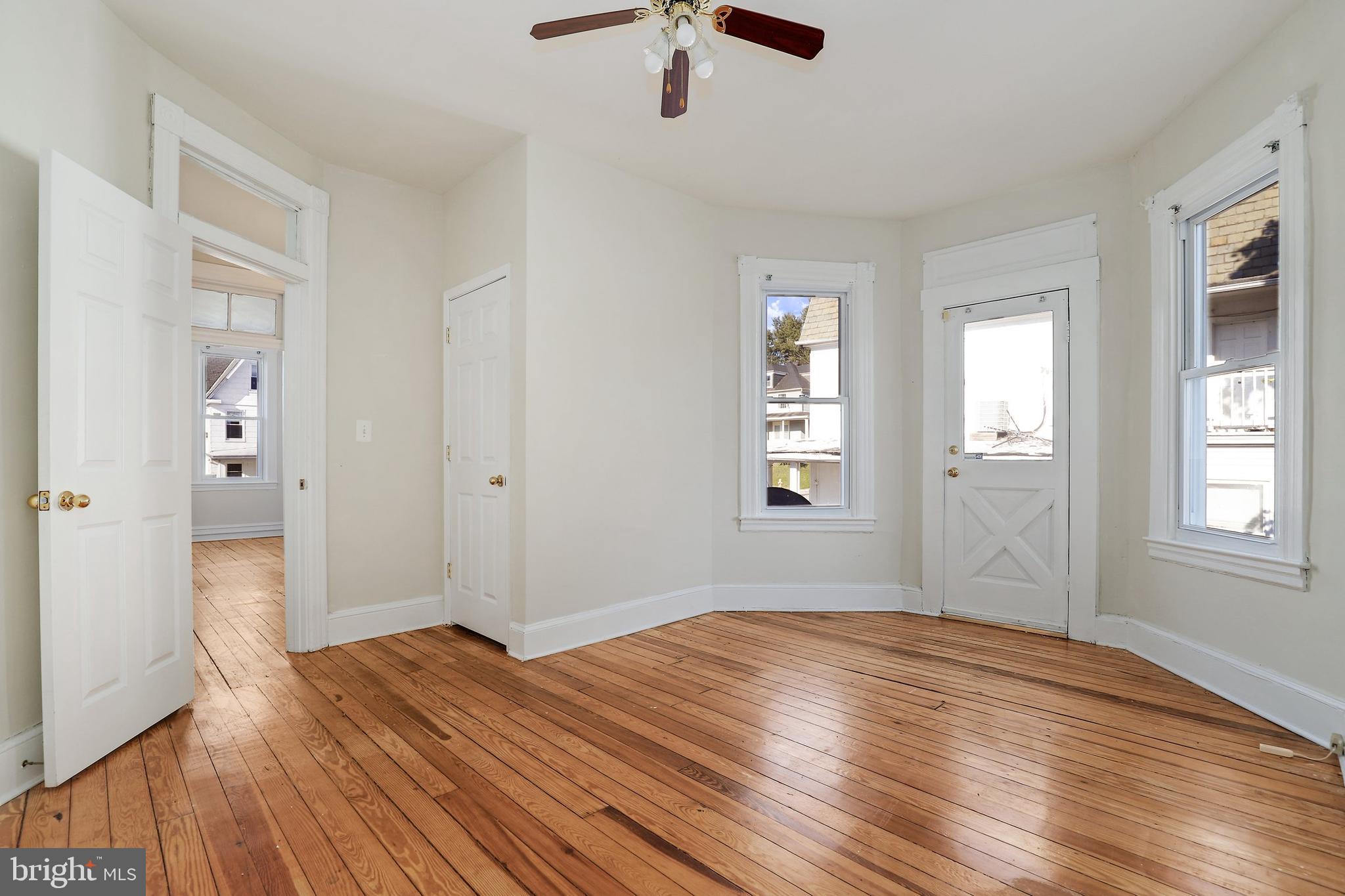 2902 Evergreen Avenue Baltimore, MD 21214 - Photo 7 of 46
