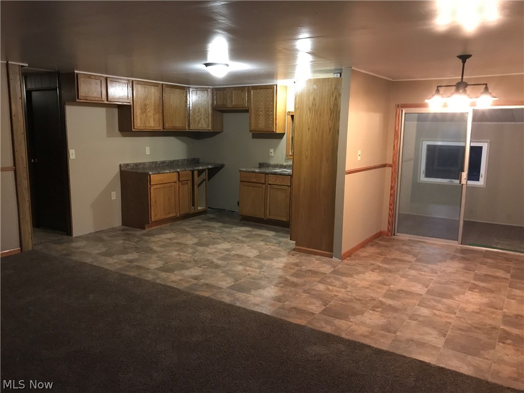 70748 Bell Road Cambridge, OH 43725 - Photo 2 of 21 Gallery Image 2