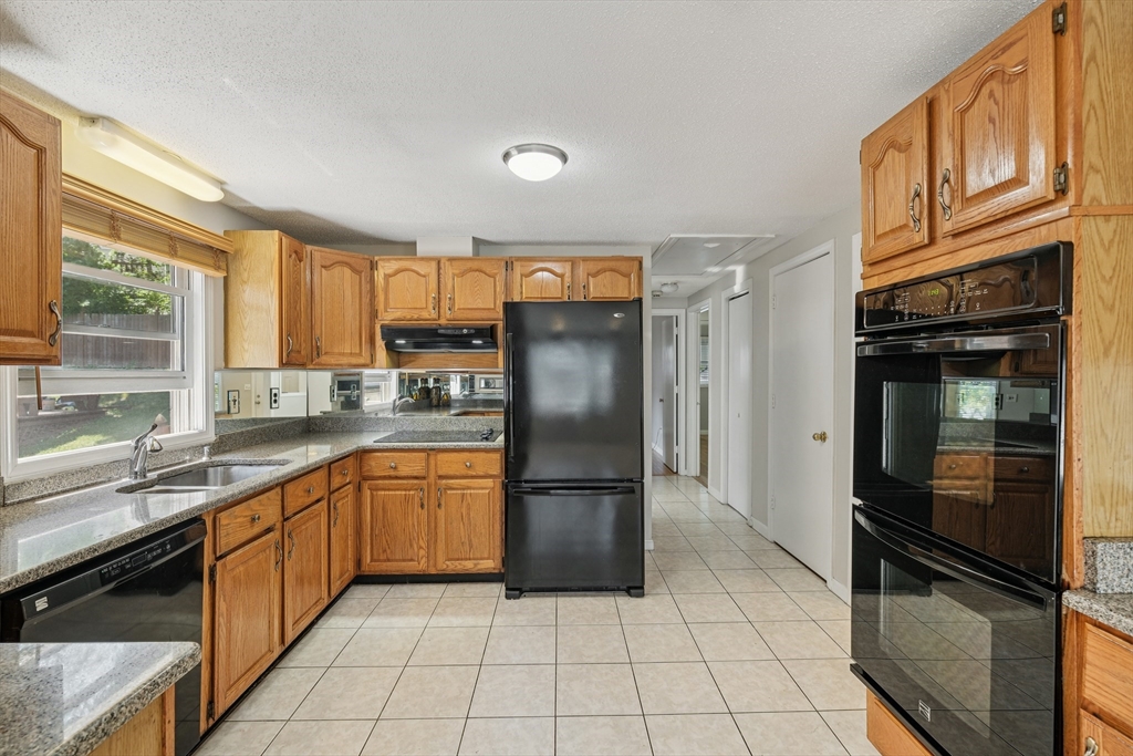 35 Springvale Avenue Chelsea, MA 02150 - Photo 6 of 31 Gallery Image 6