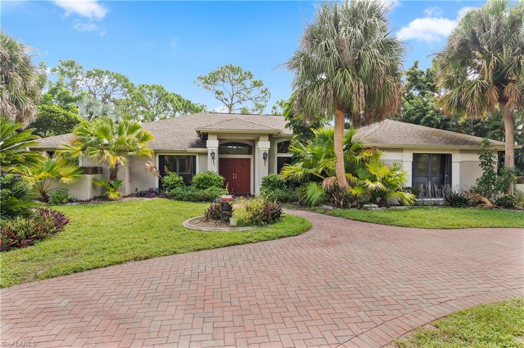 1806 Princess Court Naples, FL 34110 - Photo 2 of 29