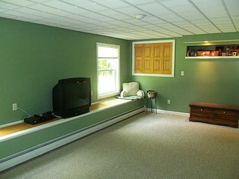 971 North River Road Greene, ME 04236 - Photo 28 of 35 Den/Family/Great Room.