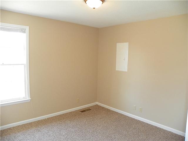 3436 Allen Road Clarksville, TN 37042 - Photo 7 of 8 Gallery Image 7