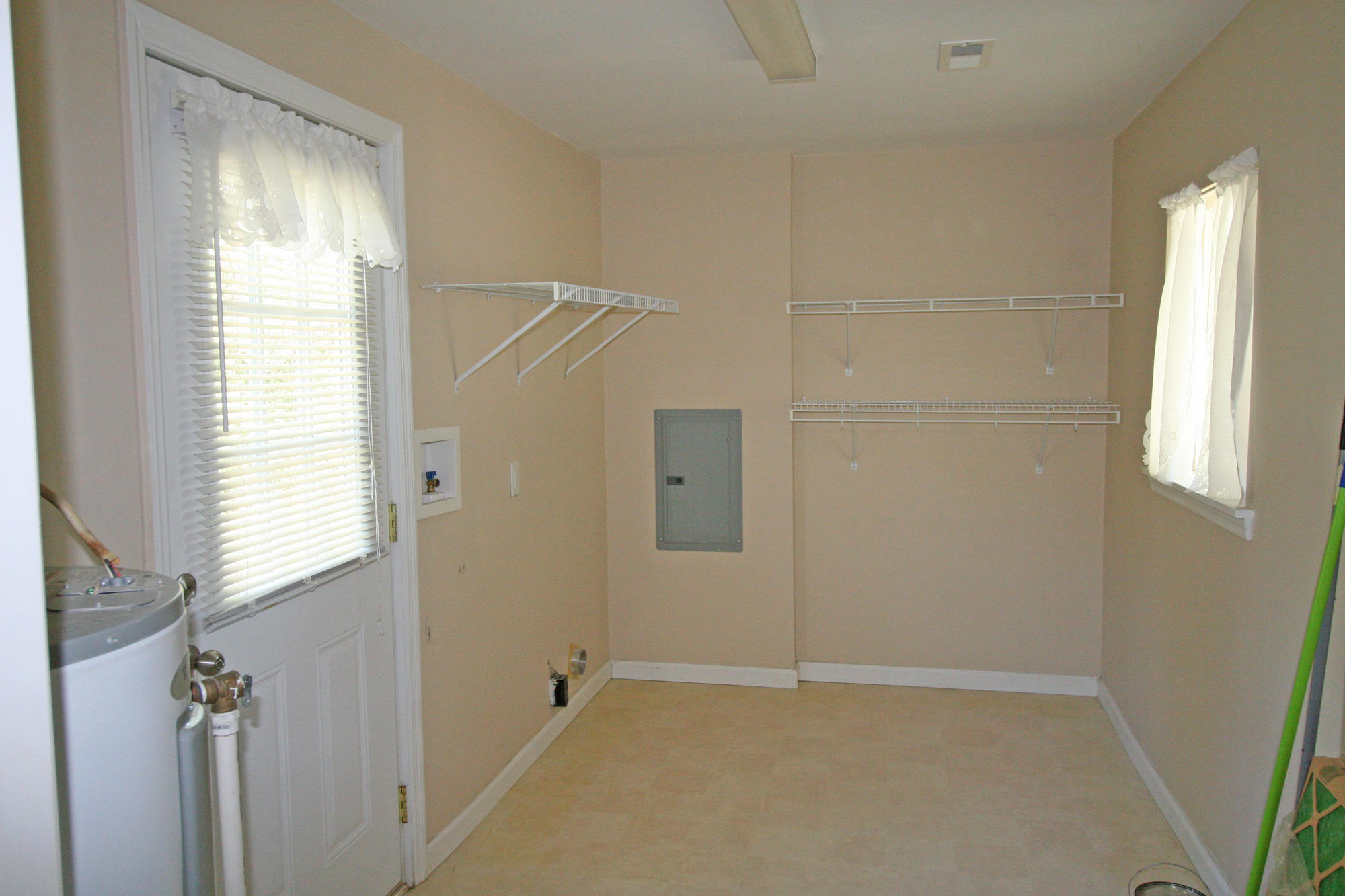 41 Patsy Lane Rossville, GA 30741 - Photo 6 of 17 laundry