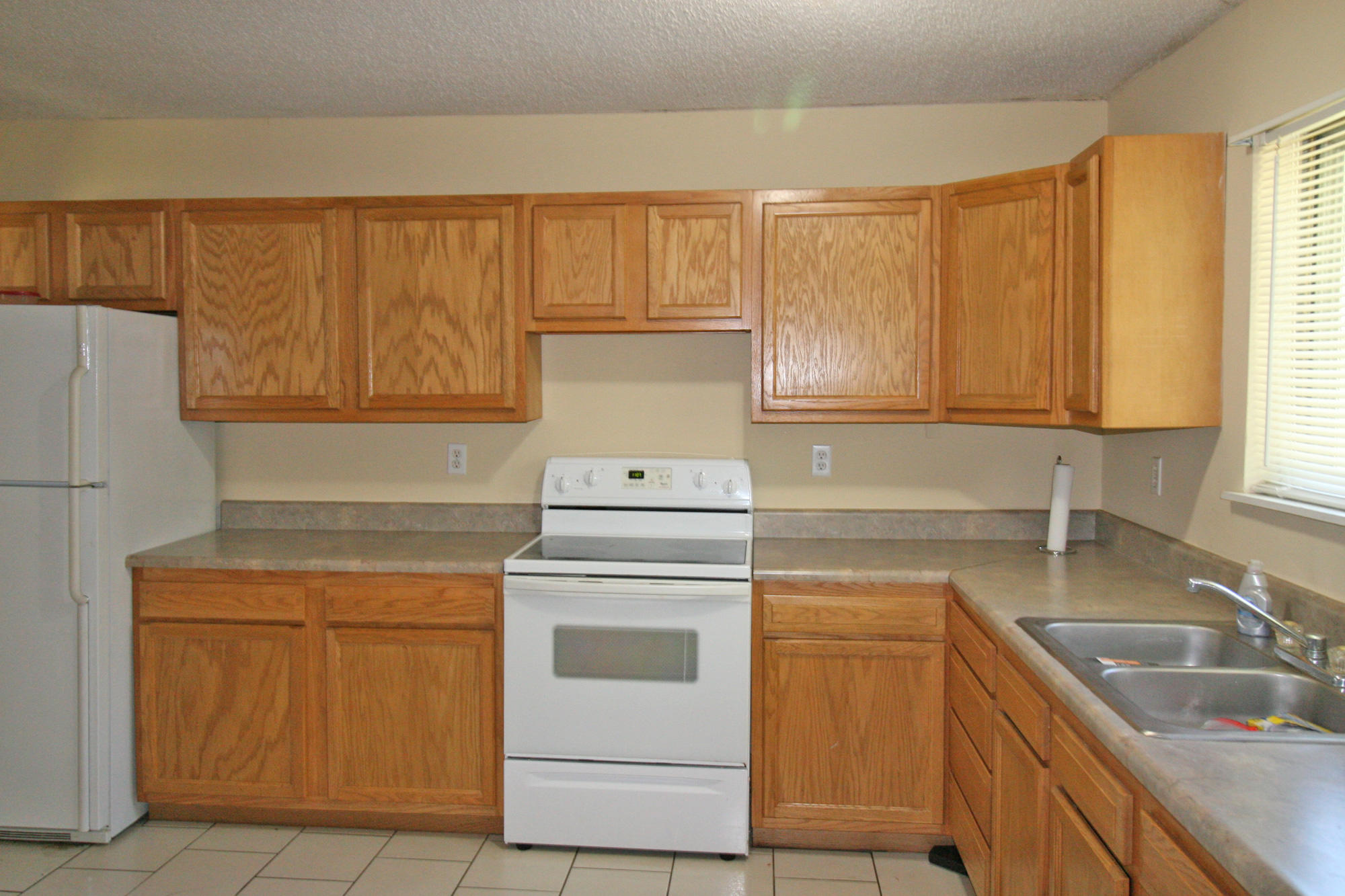 41 Patsy Lane Rossville, GA 30741 - Photo 7 of 17 kitchen-2