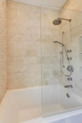 $525,000 | 319 Kedzie Street, Unit 3E, Evanston, IL 60202