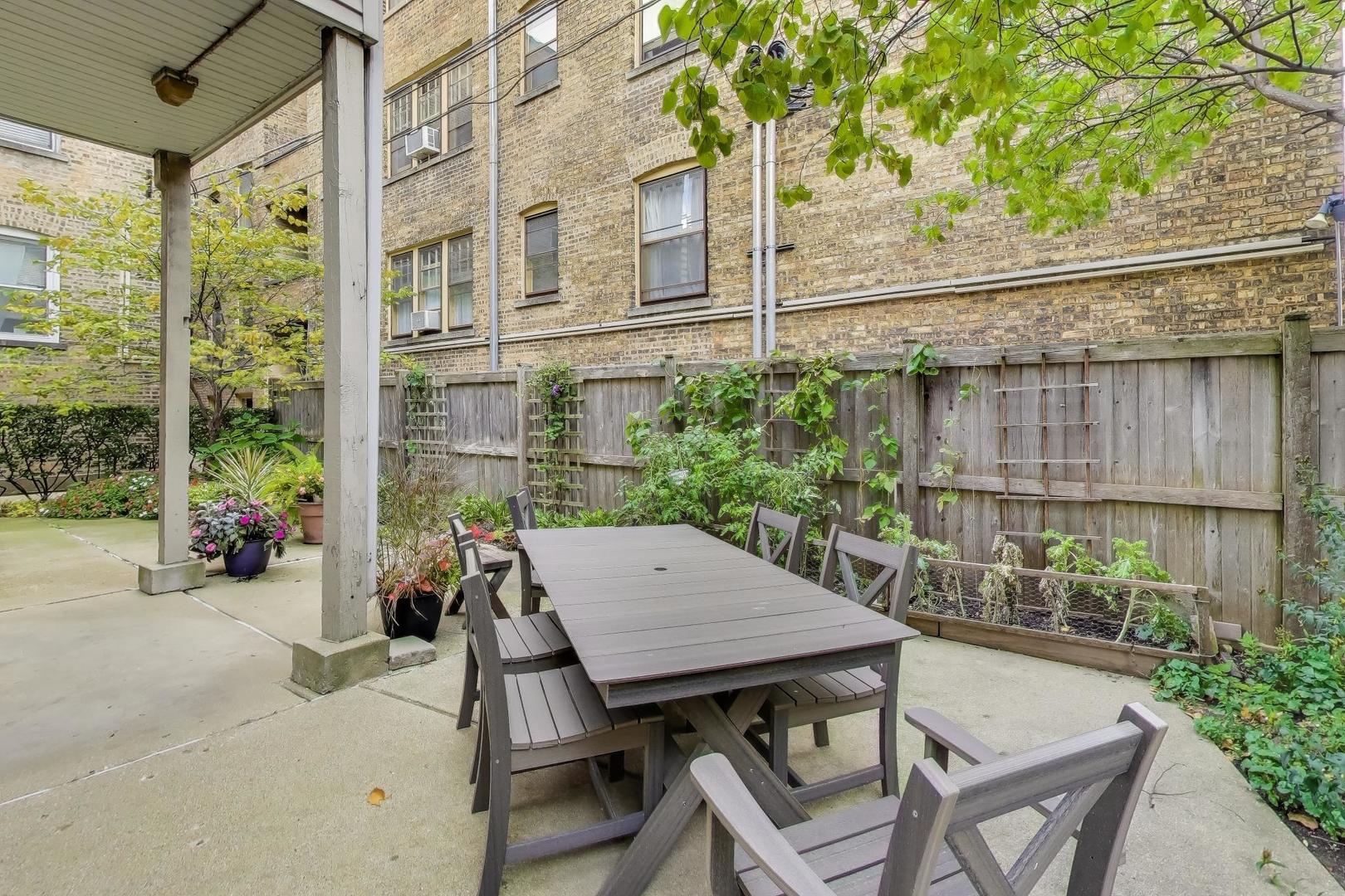 319 Kedzie Street, Unit 3E Evanston, IL 60202 - Photo 21 of 24